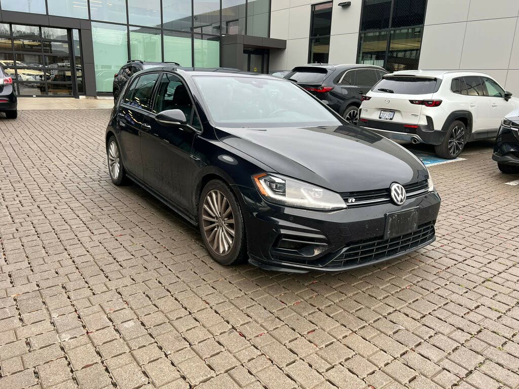 2018 Volkswagen Golf R 4-Door AWD