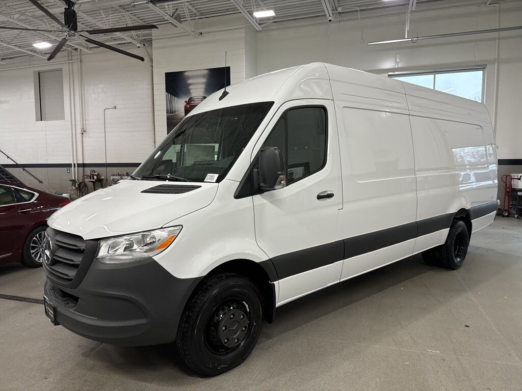2025 Mercedes-Benz Sprinter