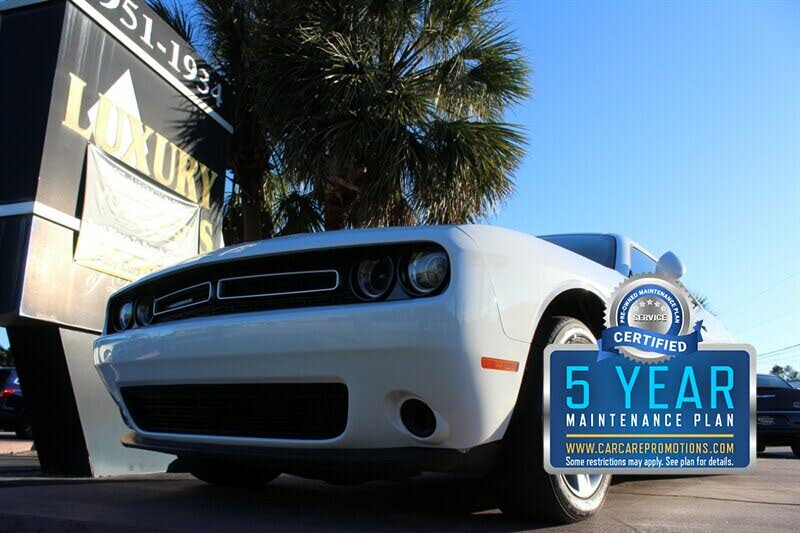 2019 Dodge Challenger SXT RWD