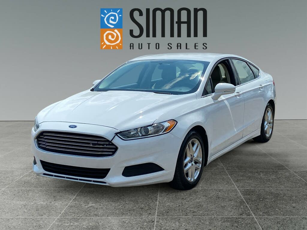 2015 Ford Fusion SE