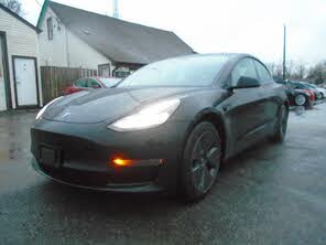 Tesla Model 3 Standard Range Plus RWD