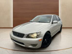 Lexus IS 300 Sedan RWD