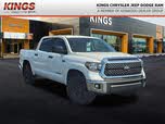 Toyota Tundra SR5 CrewMax RWD
