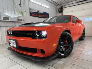 Dodge Challenger SRT Hellcat RWD