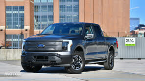 Ford F-150 Lightning Lariat SuperCrew AWD