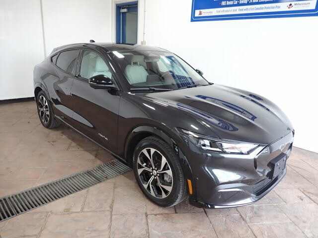 2022 Ford Mustang Mach-E Premium AWD