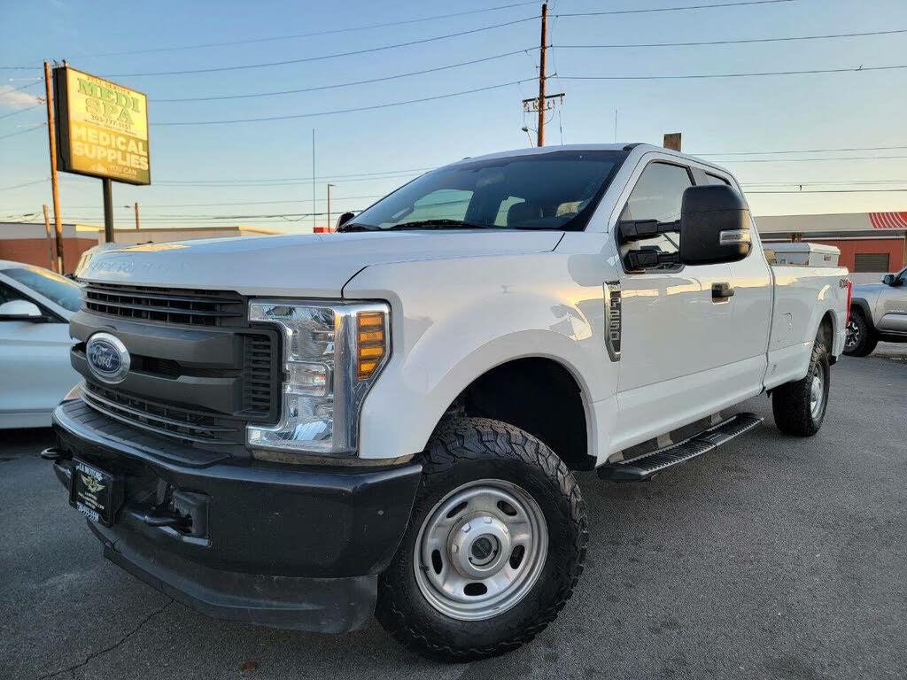 2018 Ford F-250 Super Duty XL SuperCab LB 4WD