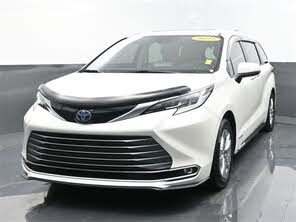 Toyota Sienna Limited 7-Passenger FWD