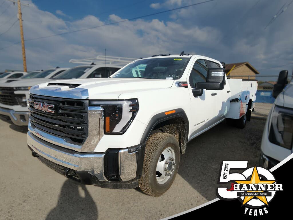 2024 GMC Sierra 3500HD Chassis Pro Crew Cab 4WD