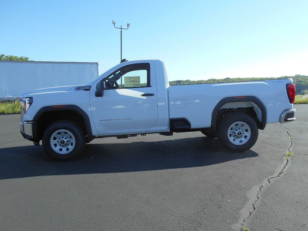 2024 GMC Sierra 2500HD Pro Regular Cab LB 4WD