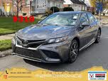 Toyota Camry SE FWD