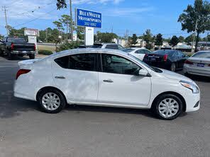 Nissan Versa S Plus FWD