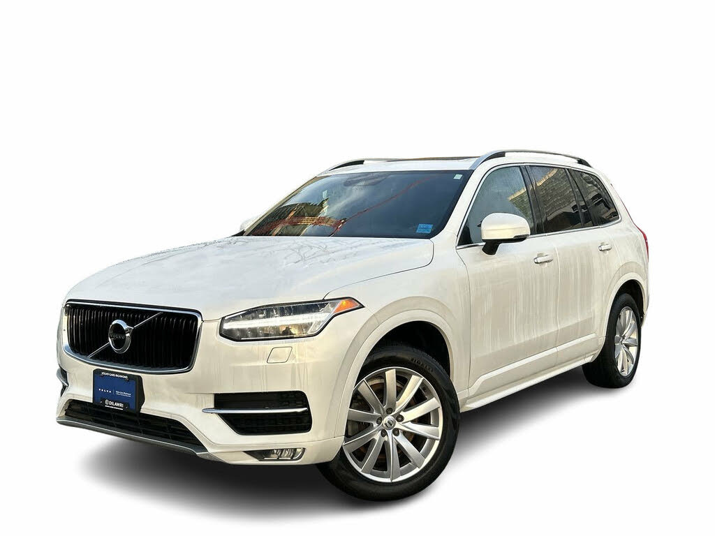 2017 Volvo XC90 T6 Momentum AWD