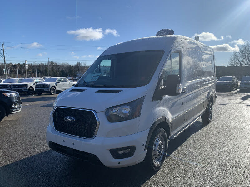 Ford Transit Cargo 150 Medium Roof LB AWD 2024