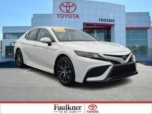 Toyota Camry Hybrid SE FWD