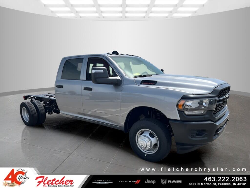 2024 RAM 3500 Chassis Tradesman Crew Cab LB DRW 4WD