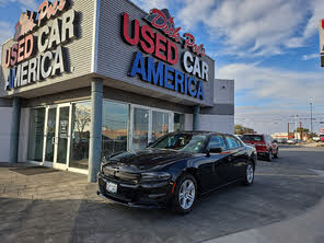 Dodge Charger SXT RWD