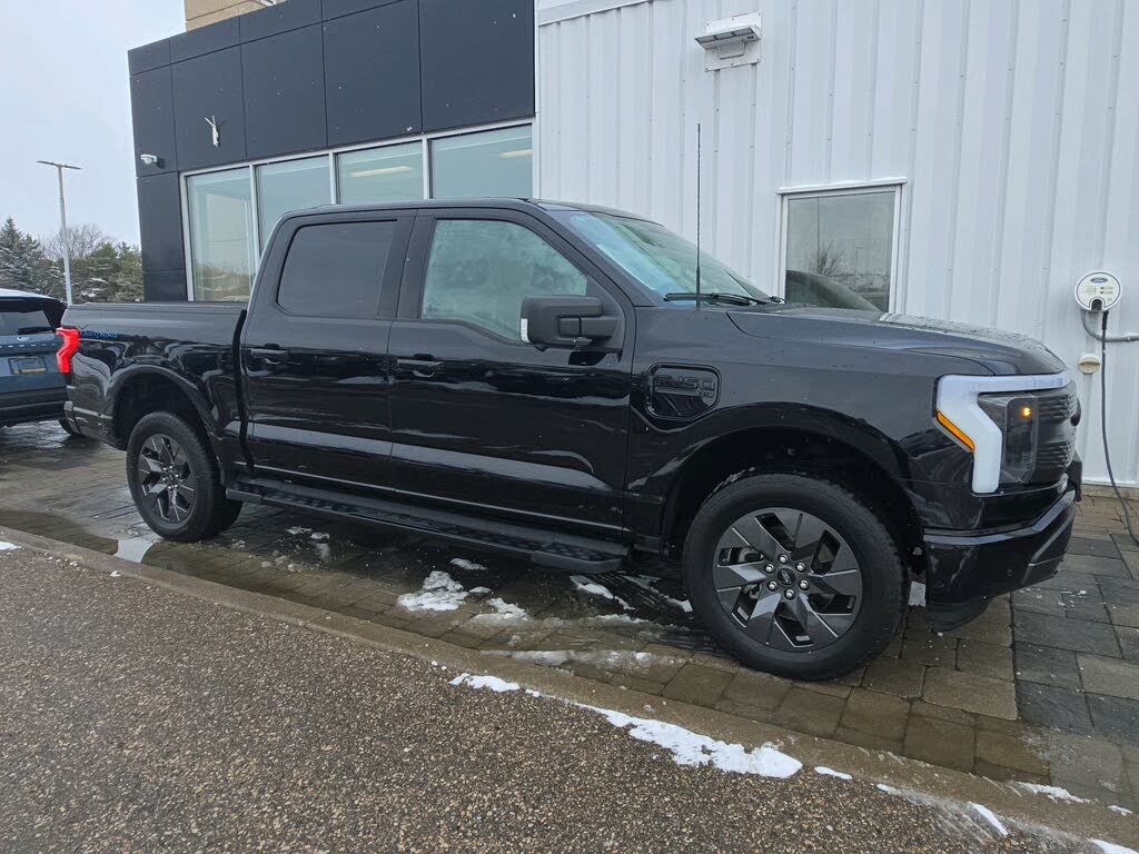 2023 Ford F-150 Lightning XLT