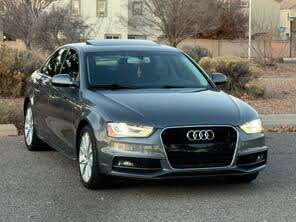 Audi A4 2.0T quattro Premium Plus AWD