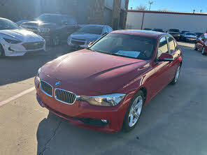 BMW 3 Series 328i Sedan RWD