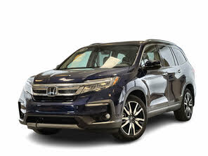 Honda Pilot Touring AWD with Rear Captains Chairs