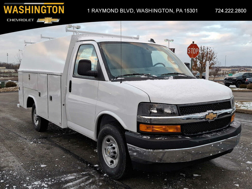 2024 Chevrolet Express Chassis 3500 Cutaway 139