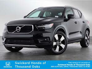 Volvo XC40 T5 Momentum AWD