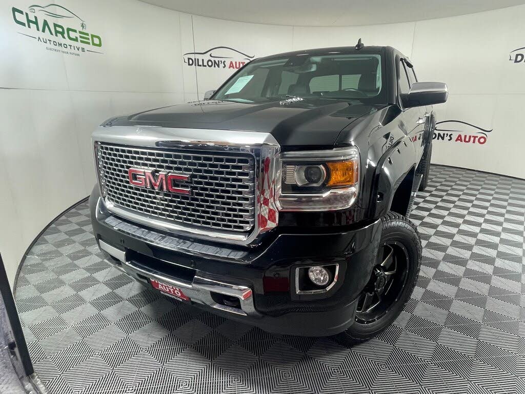 2016 GMC Sierra 2500HD Denali Crew Cab SB 4WD