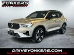 Volvo XC40 B5 Ultimate Dark Theme AWD