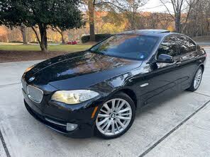 BMW 5 Series 550i Sedan RWD