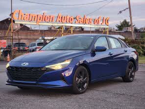 Hyundai Elantra SEL FWD