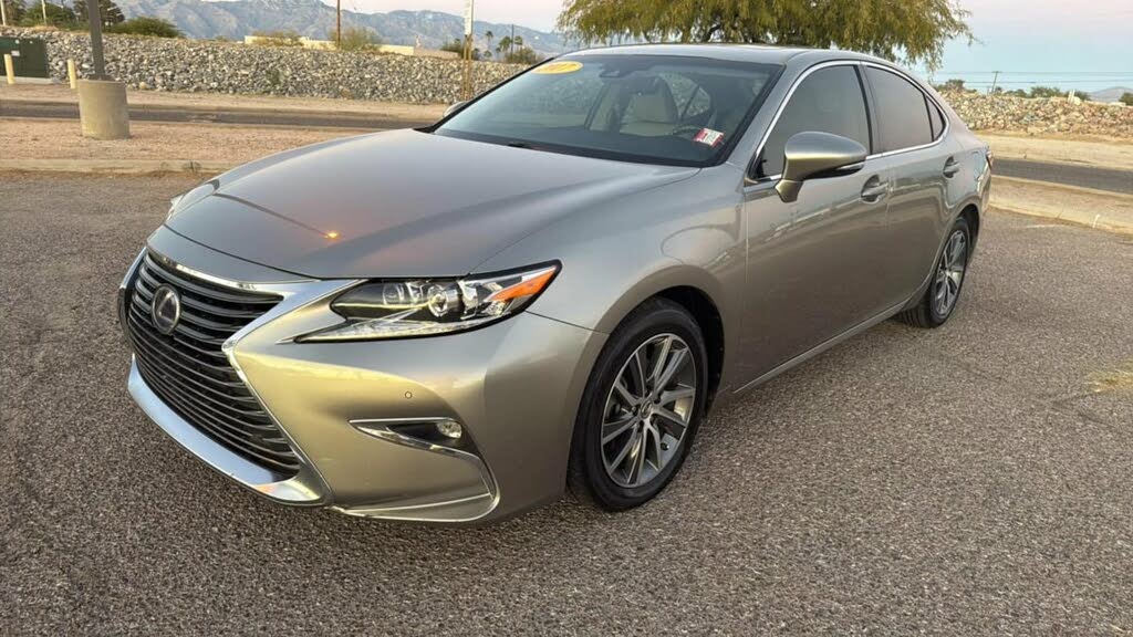 2017 Lexus ES Hybrid 300h FWD