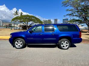 Chevrolet Suburban 1500 LS 4WD