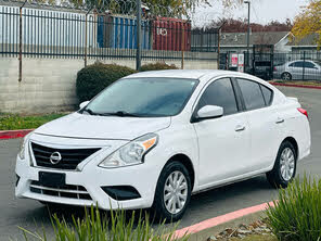 Nissan Versa S Plus FWD