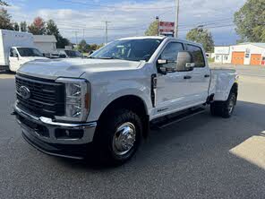 Ford F-350 Super Duty XLT Crew Cab LB DRW 4WD