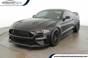 Ford Mustang GT Premium Coupe RWD