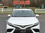 Toyota Camry SE FWD