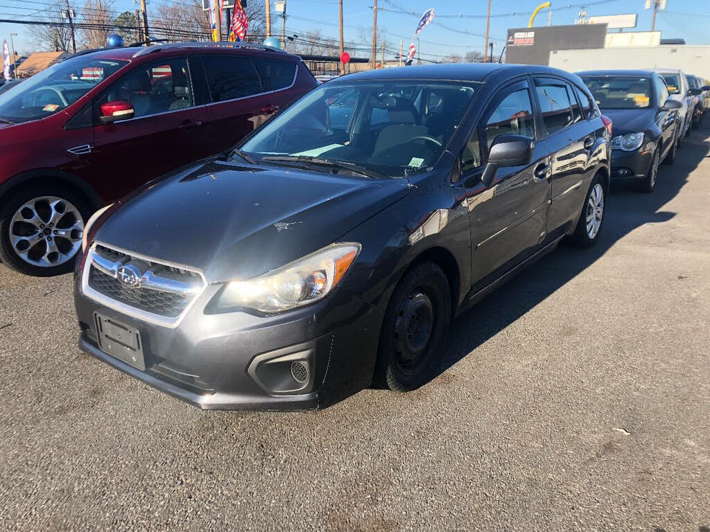 2013 Subaru Impreza 2.0i Premium Hatchback