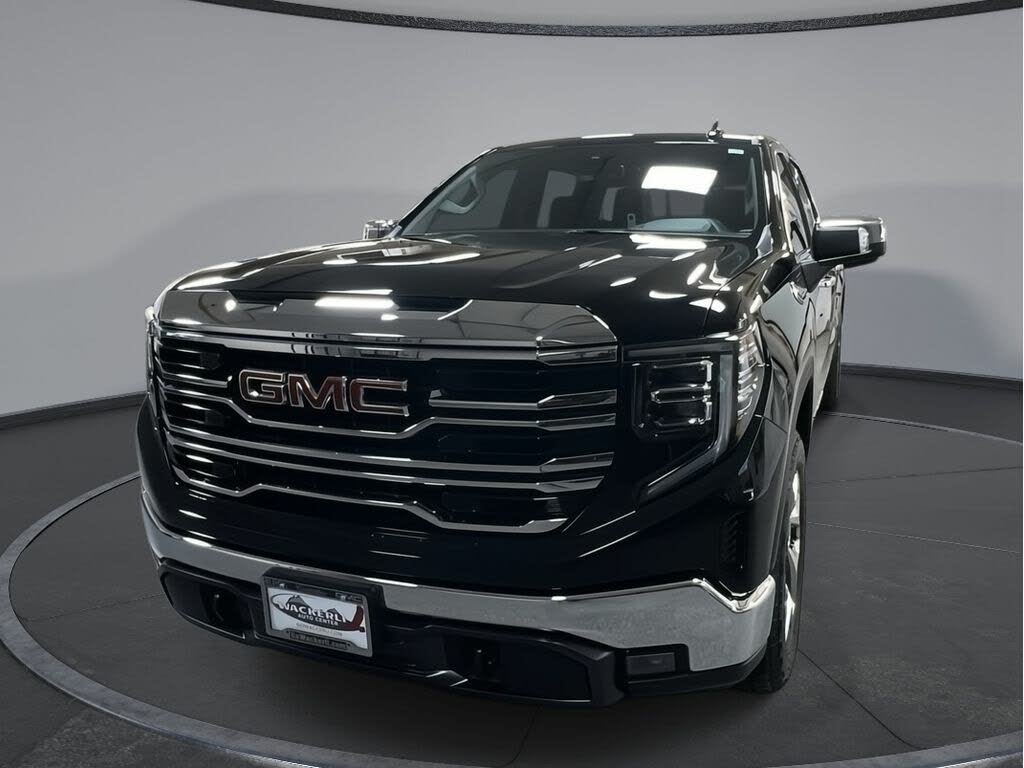 2022 GMC Sierra 1500 SLT Crew Cab 4WD
