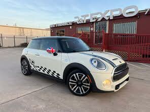 MINI Cooper John Cooper Works 2-Door Hatchback FWD