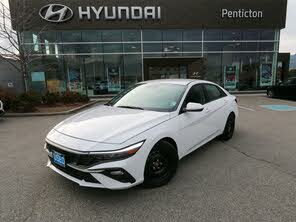 Hyundai Elantra Essential FWD