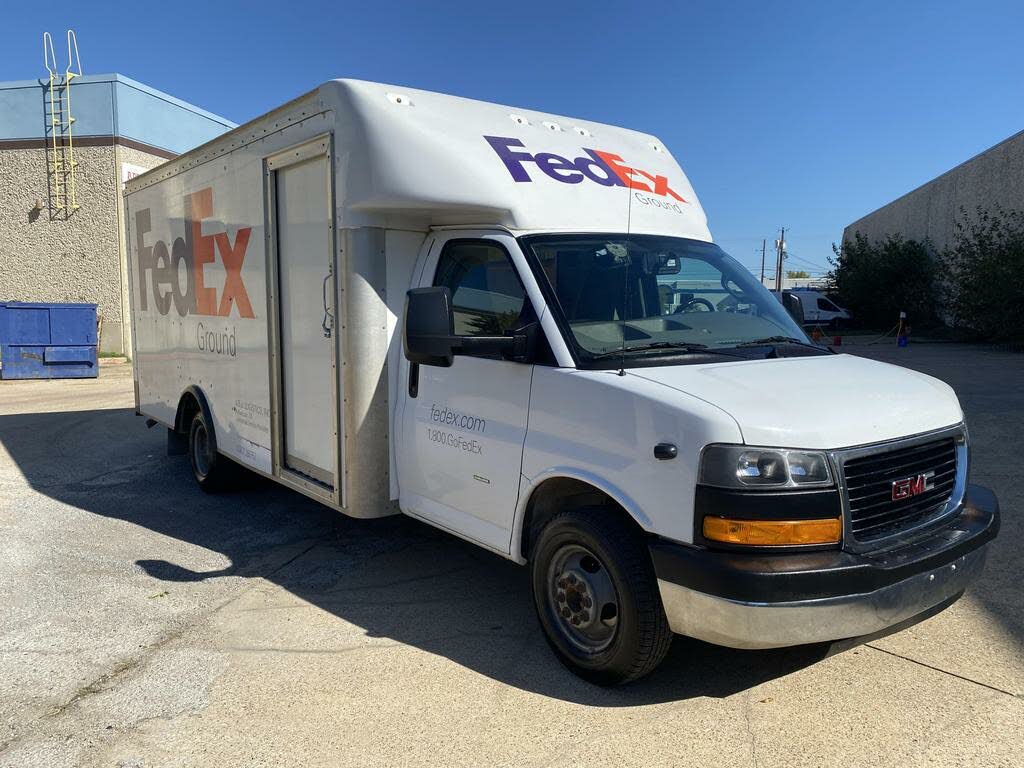 2022 GMC Savana Chassis 3500 177 Cutaway RWD