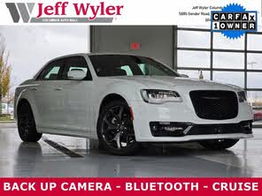 Chrysler 300 S V8 RWD