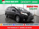 Toyota Sienna XLE 7-Passenger FWD with Auto-Access Seat