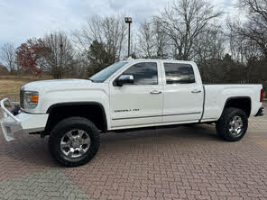 GMC Sierra 2500HD Denali Crew Cab SB 4WD