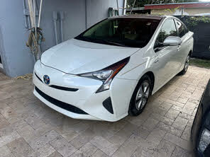 Toyota Prius Three FWD