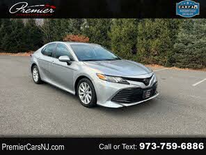 Toyota Camry L FWD