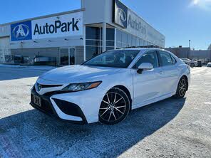 Toyota Camry Hybrid SE FWD