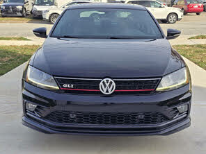 Volkswagen Jetta GLI 2.0T FWD