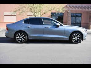 Volvo S60 T5 Momentum FWD